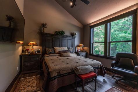 1323 An County Road 153 Palestine TX 75801