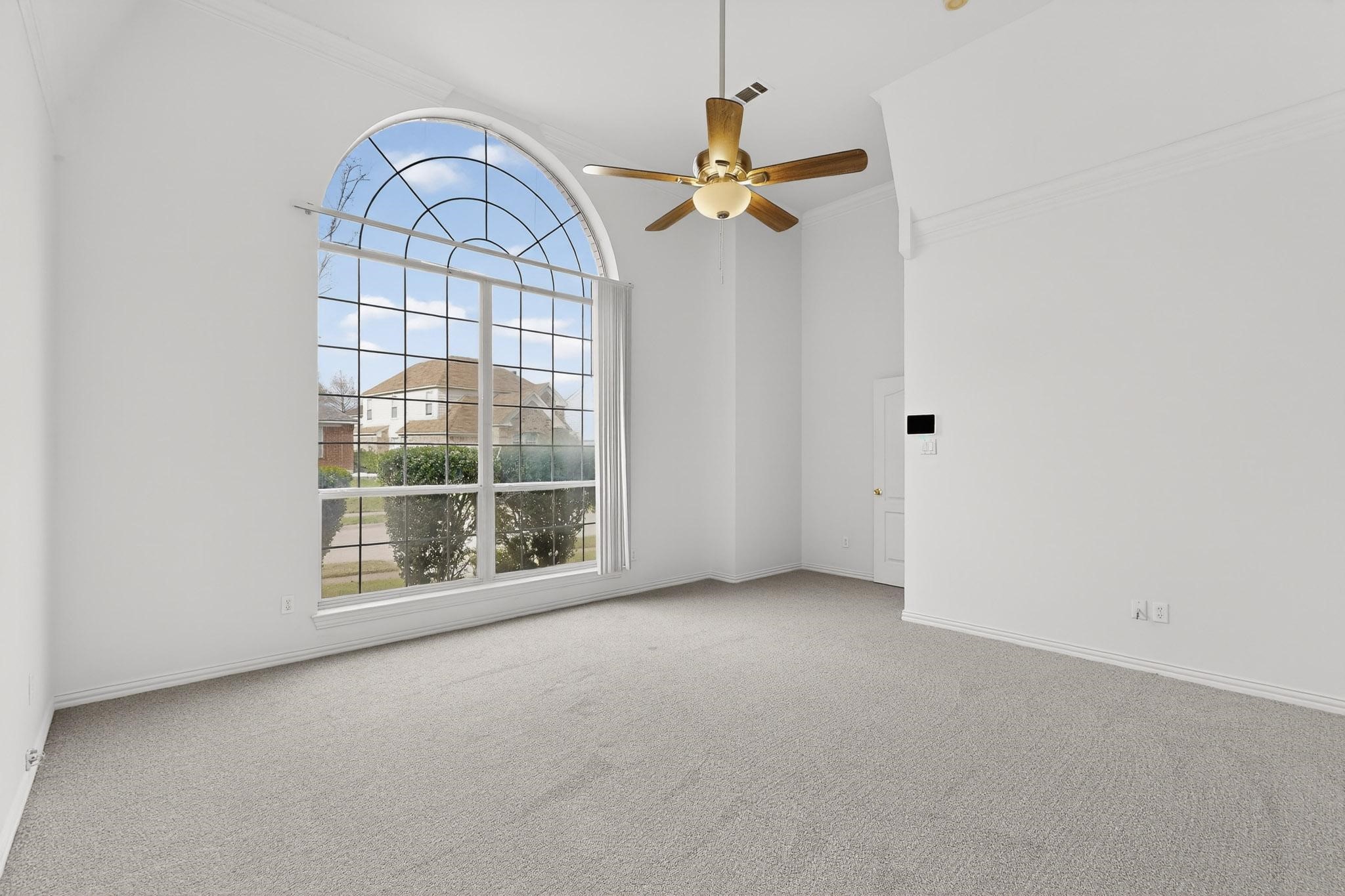 875 San Jacinto Drive Grand Prairie TX 75052