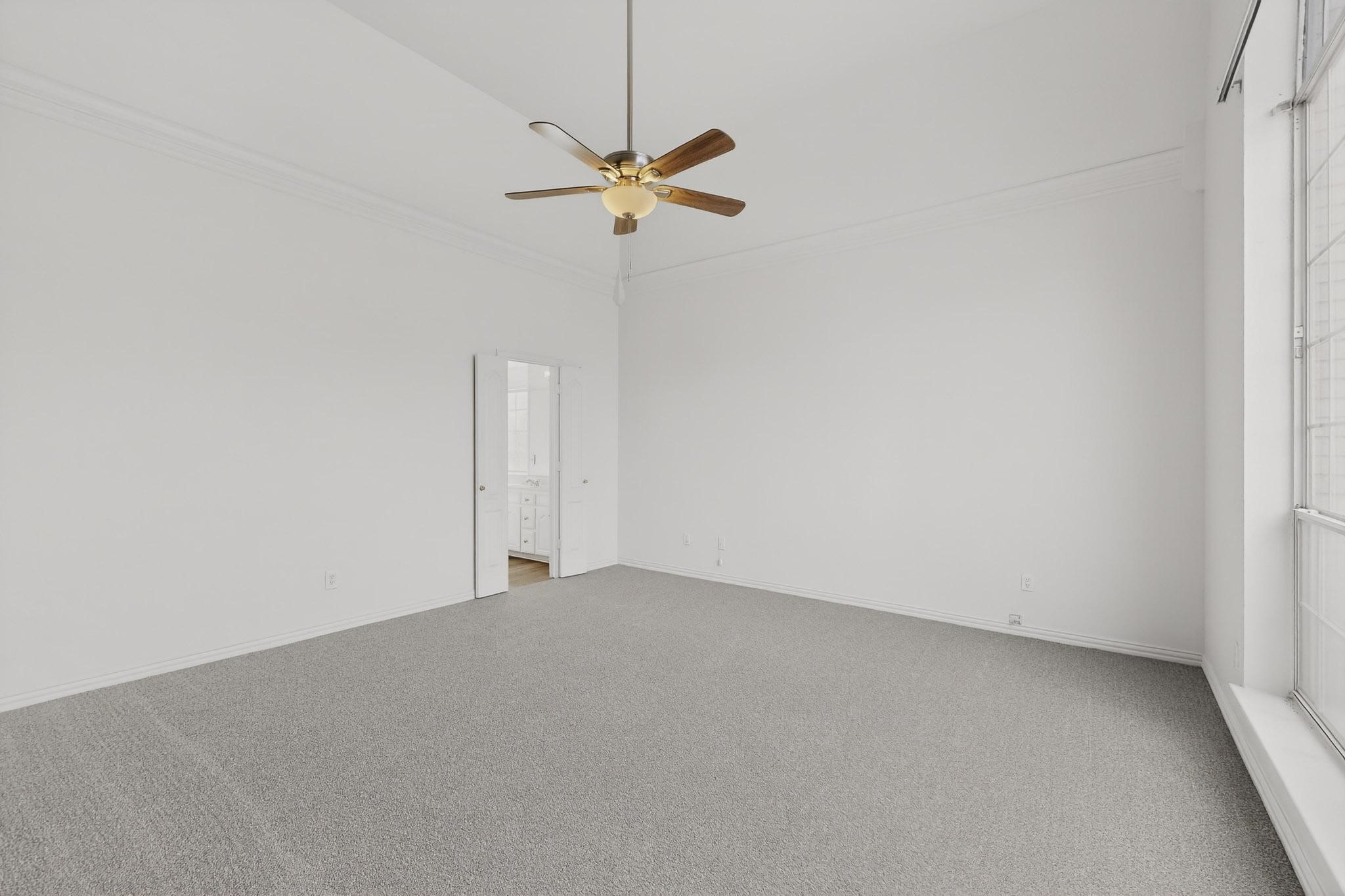 875 San Jacinto Drive Grand Prairie TX 75052