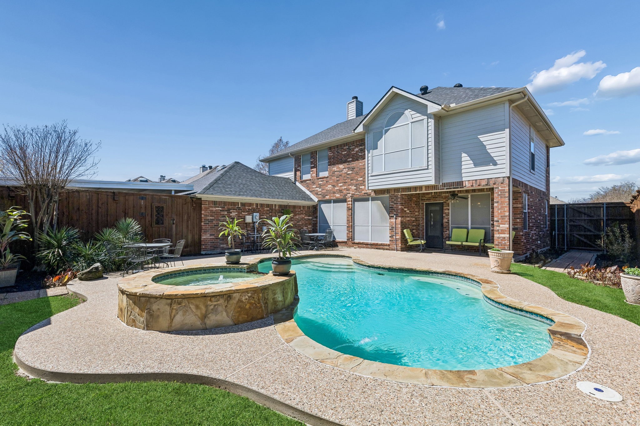 2710 Winterberry Drive Rowlett TX 75089