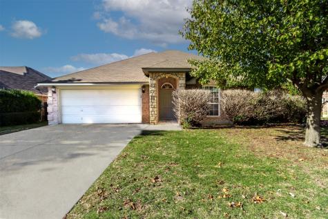 425 Willow Vista Drive Saginaw TX 76179
