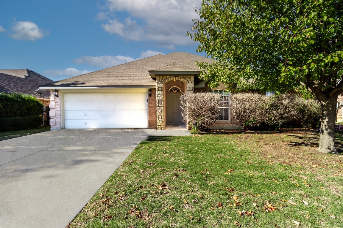 425 Willow Vista Drive Saginaw TX 76179