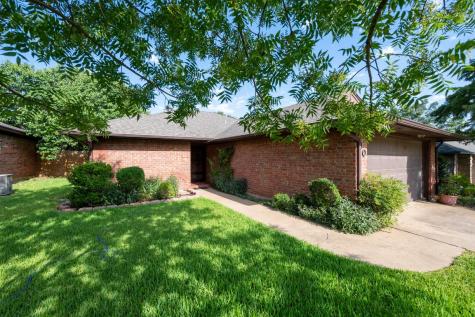 10 Preston Trail Court Pantego TX 76013