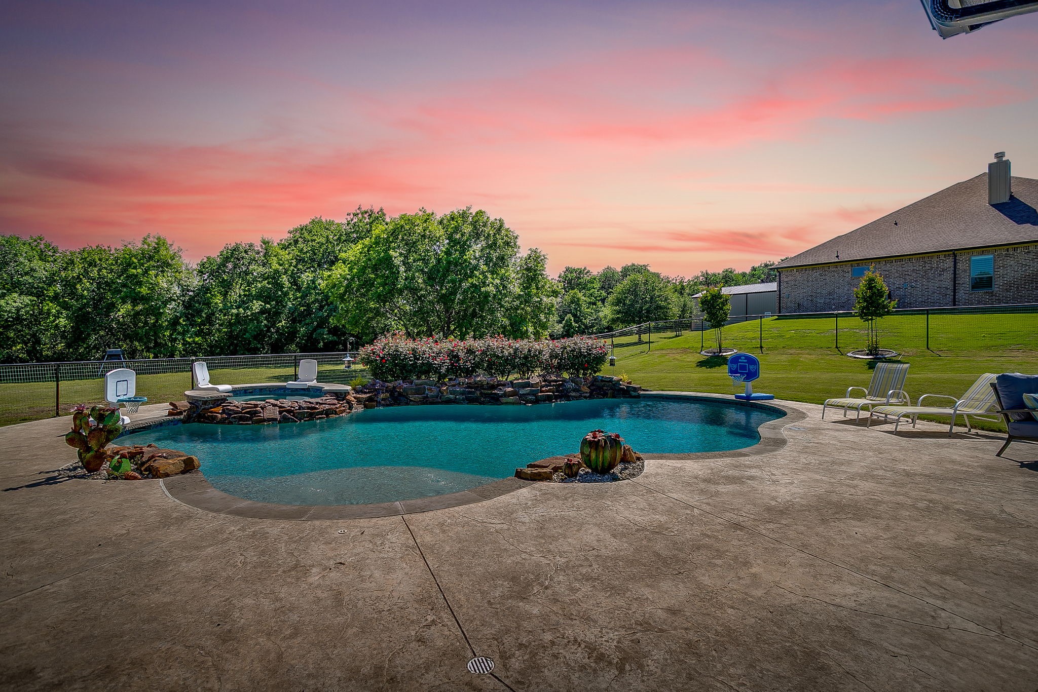 2029 Shady Creek Crossing Azle TX 76020