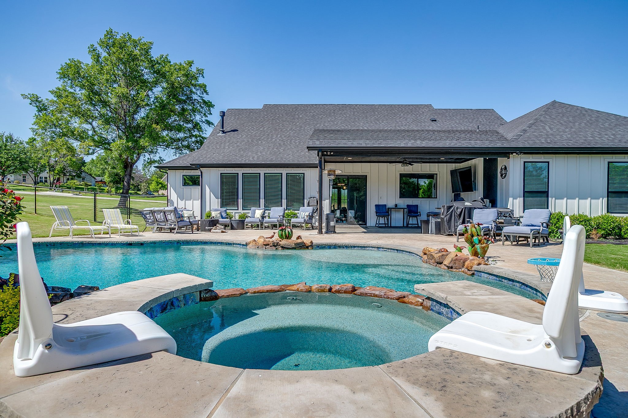 2029 Shady Creek Crossing Azle TX 76020