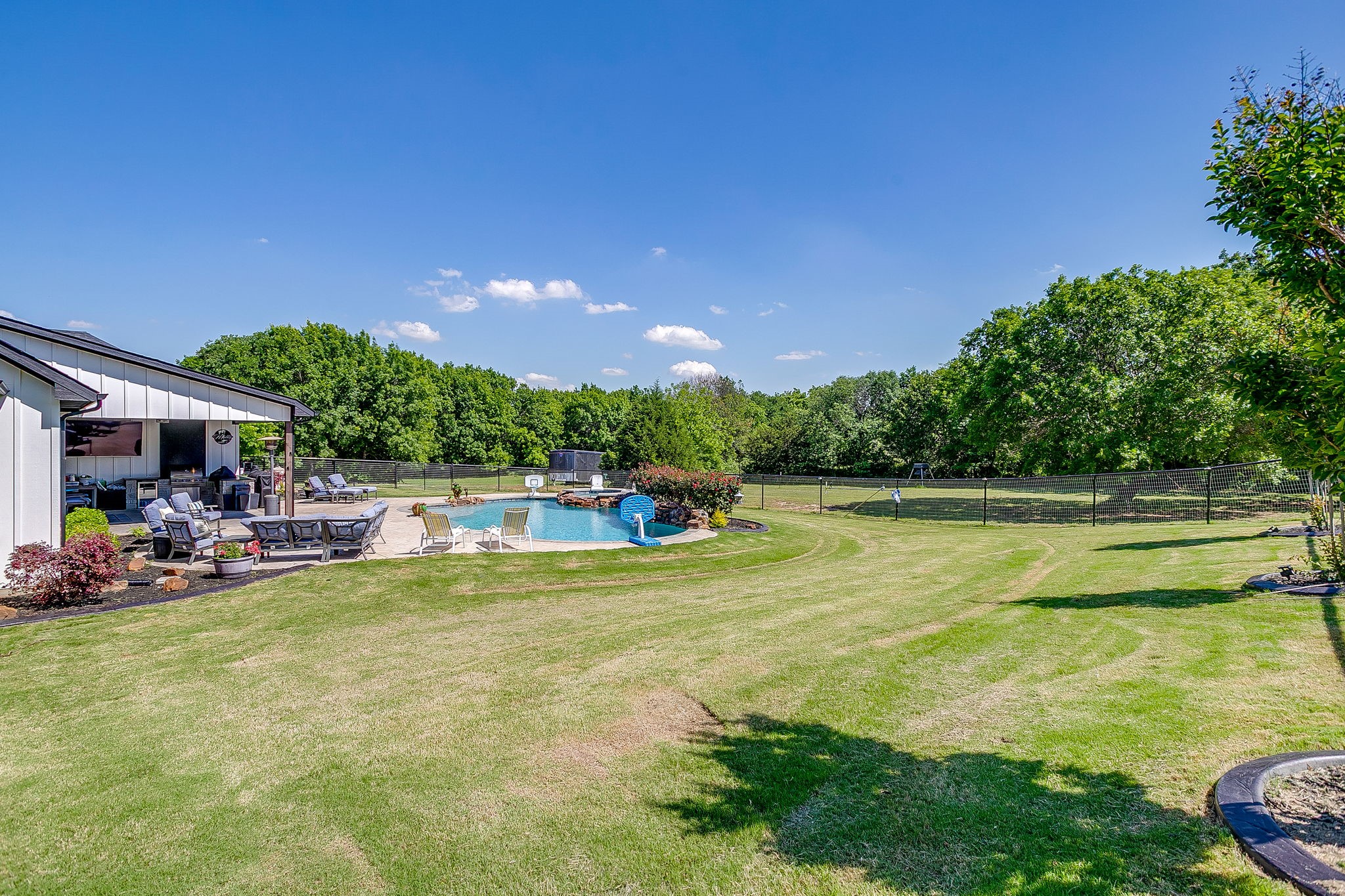 2029 Shady Creek Crossing Azle TX 76020