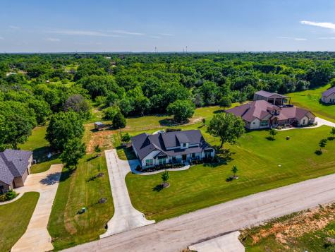 2029 Shady Creek Crossing Azle TX 76020