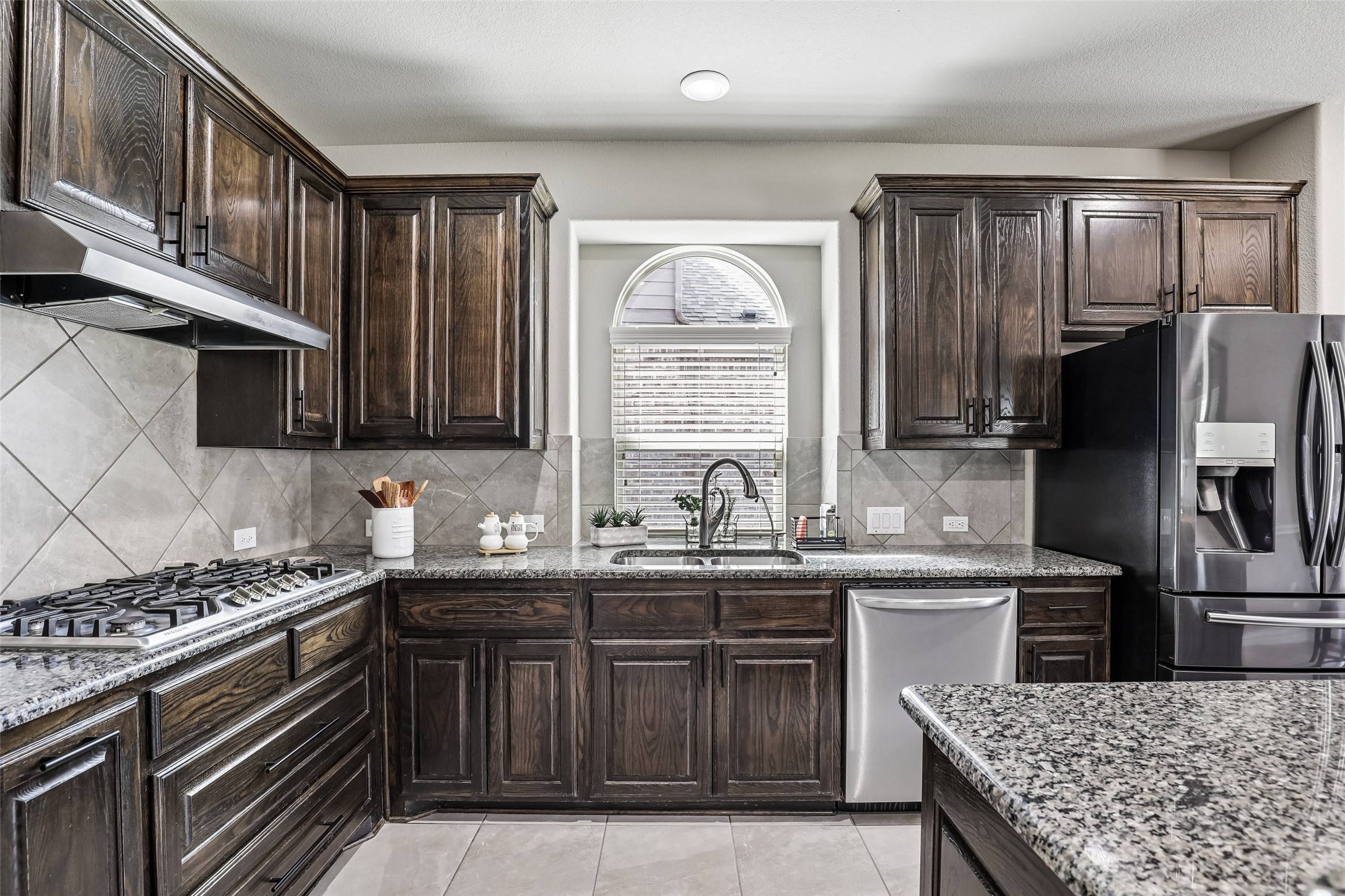 1325 Desert Barrel Drive Fort Worth TX 76177