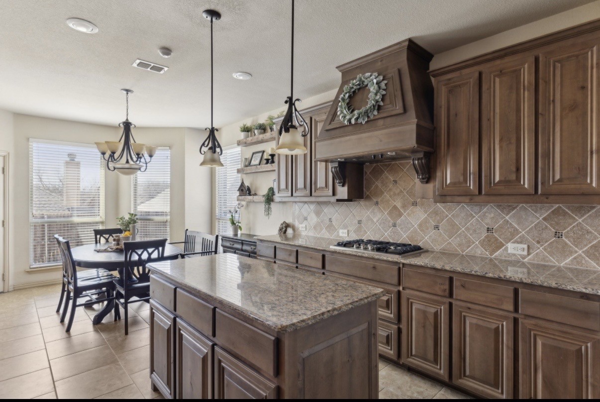2416 Otero Pass Fort Worth TX 76131