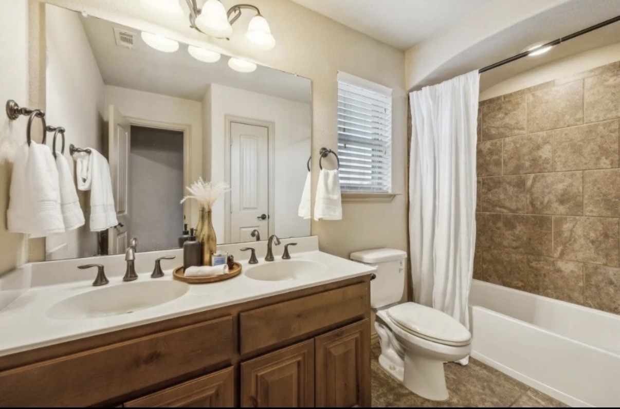 2416 Otero Pass Fort Worth TX 76131
