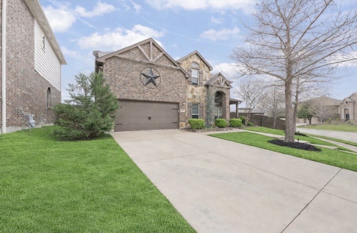 2416 Otero Pass Fort Worth TX 76131