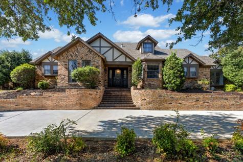 2813 S Country Club Road Garland TX 75043