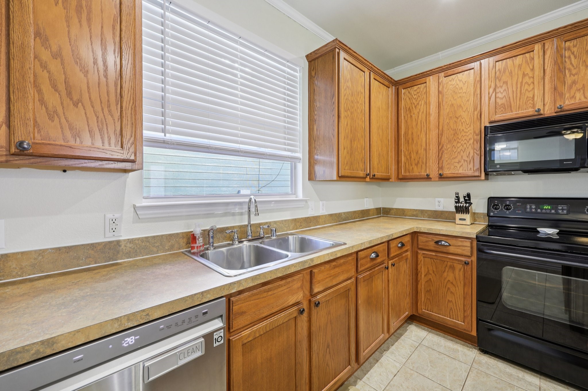 10012 Cherry Hill Lane Providence Village TX 76227