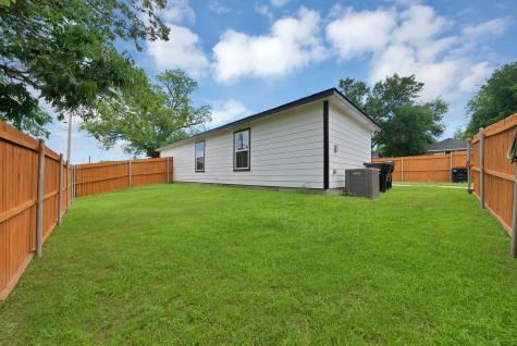 3206 Roberts Street Greenville TX 75401
