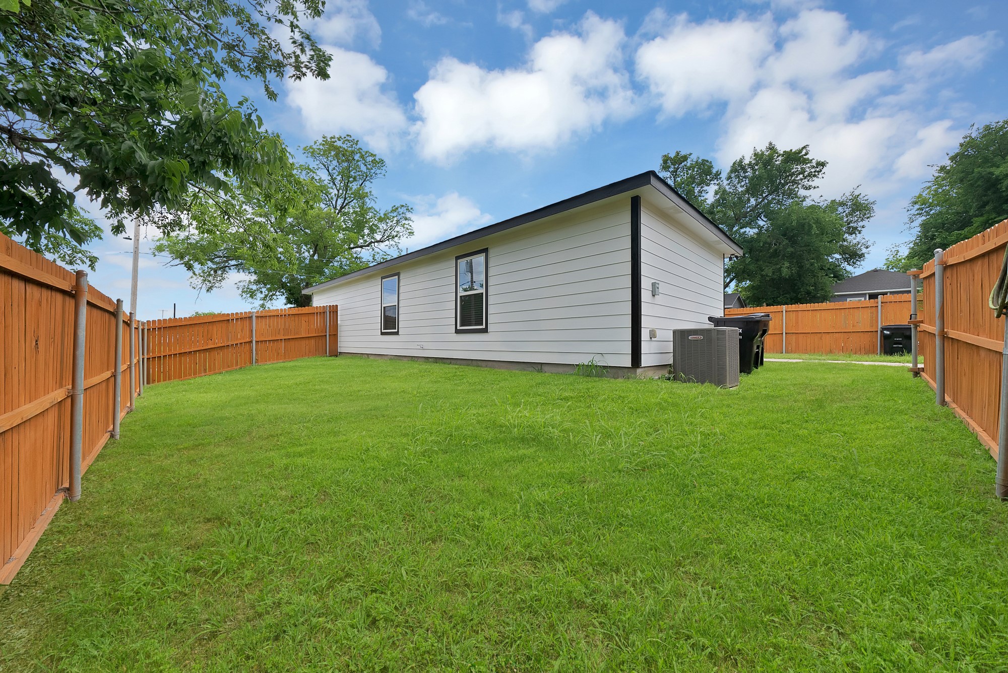 3206 Roberts Street Greenville TX 75401