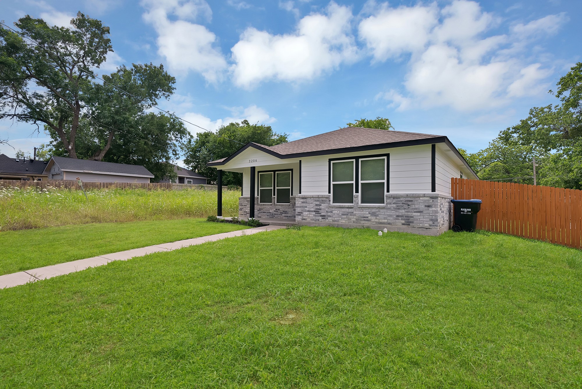 3206 Roberts Street Greenville TX 75401