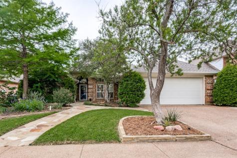2720 Holly Brook Court Bedford TX 76021