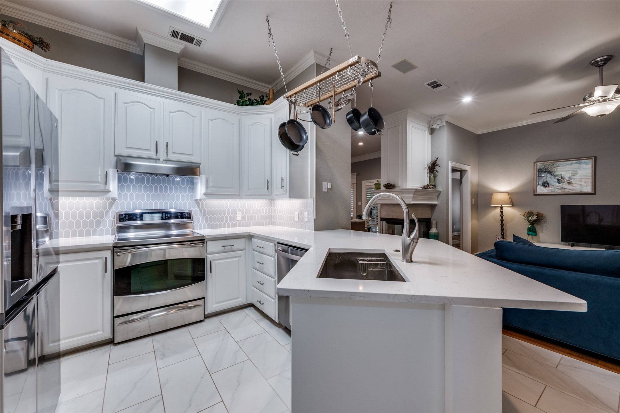 2720 Holly Brook Court Bedford TX 76021