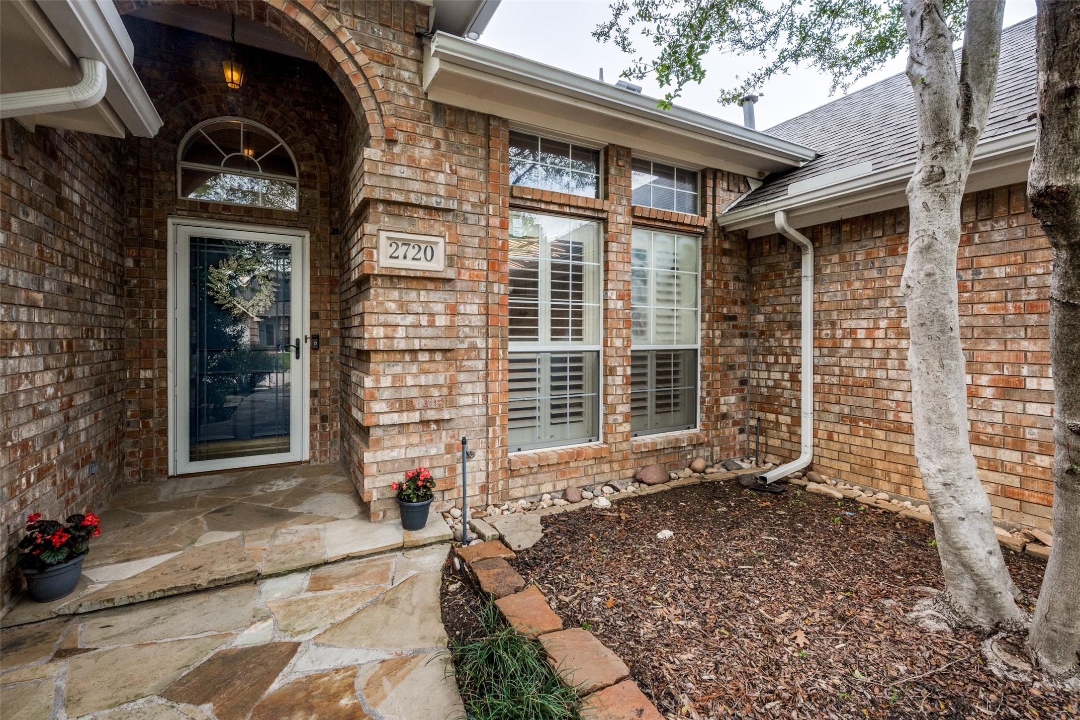 2720 Holly Brook Court Bedford TX 76021