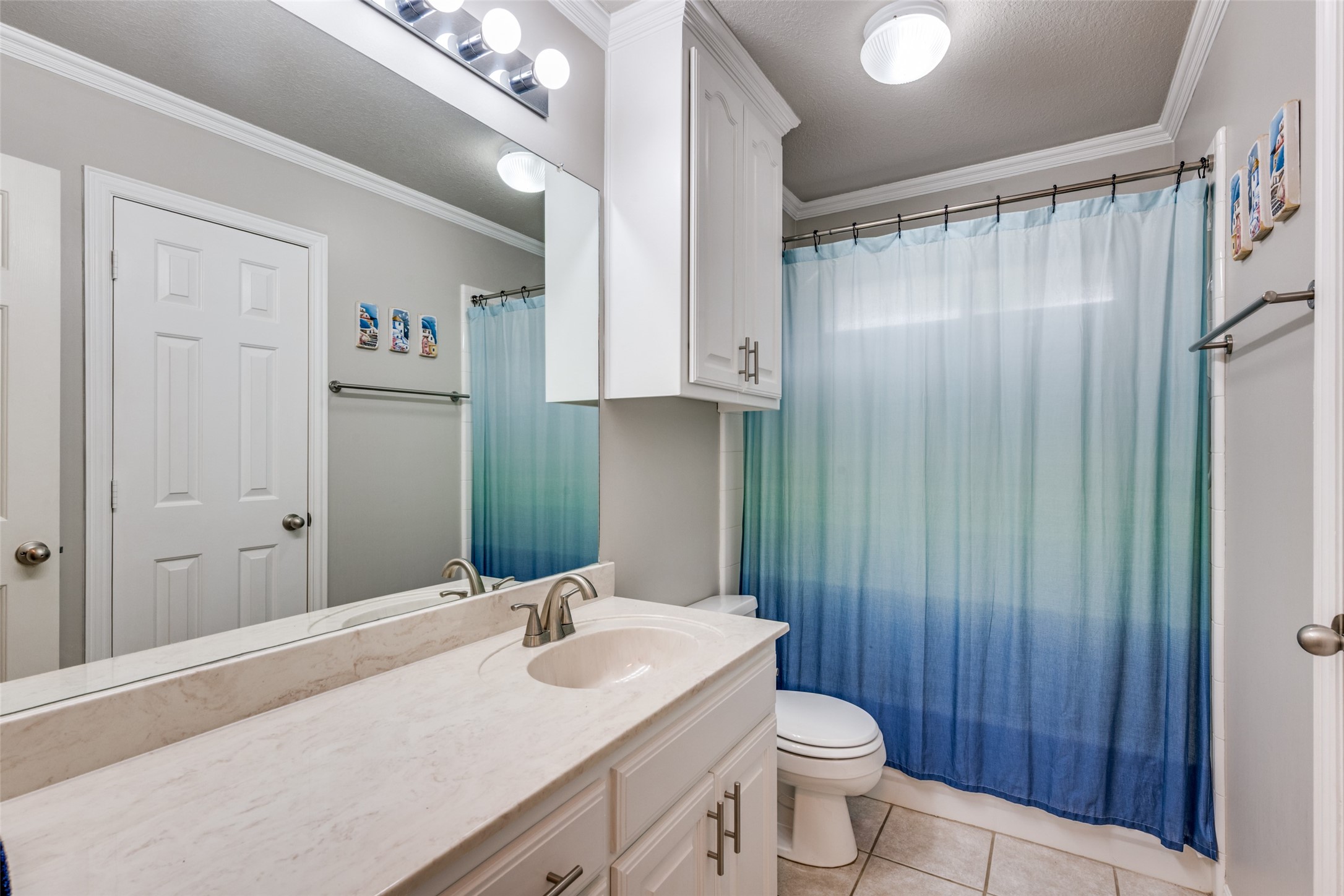 2720 Holly Brook Court Bedford TX 76021