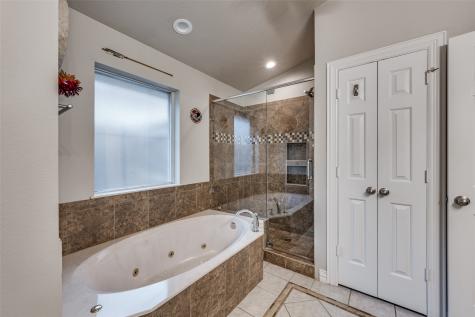 2720 Holly Brook Court Bedford TX 76021
