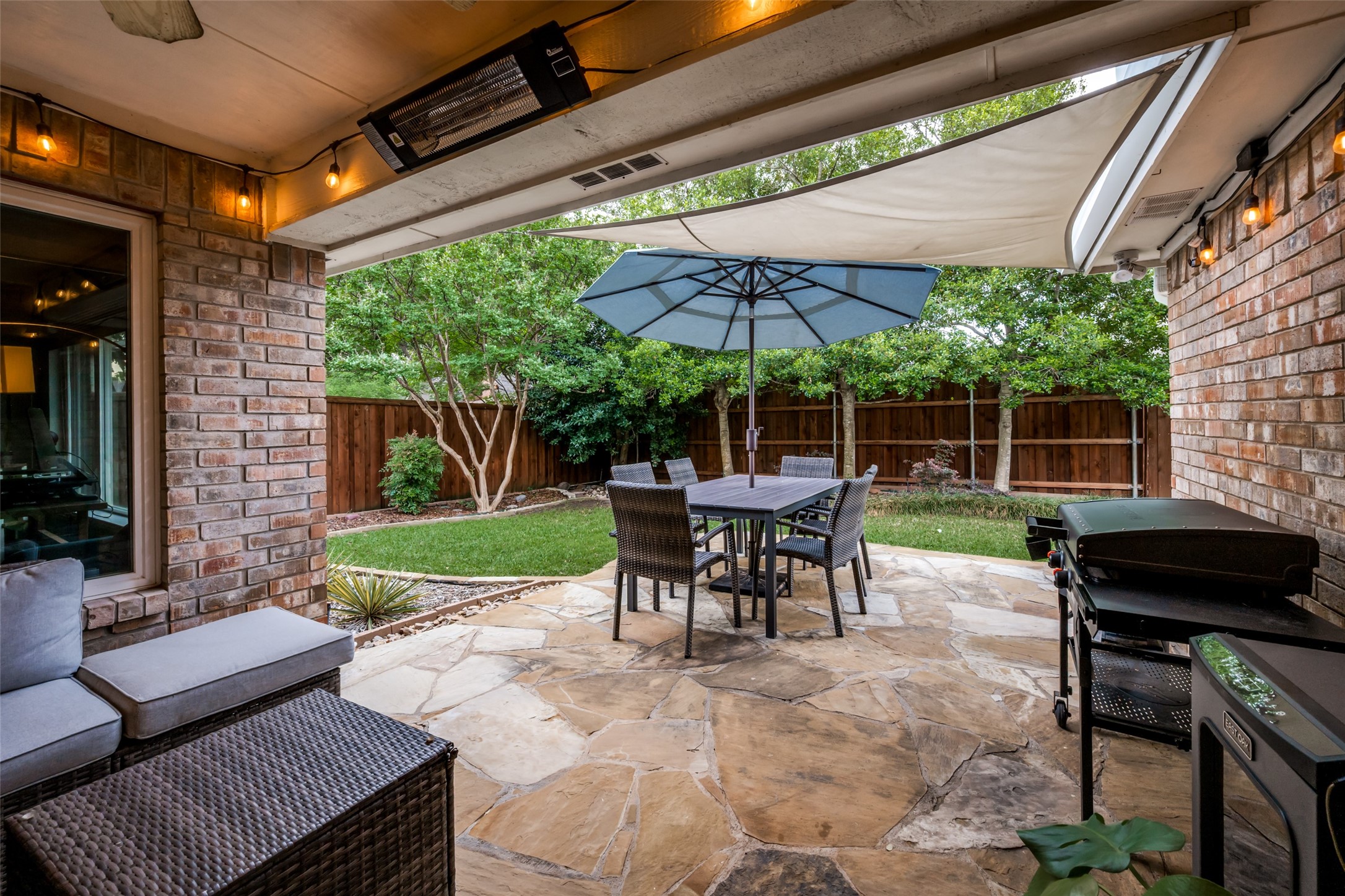 2720 Holly Brook Court Bedford TX 76021