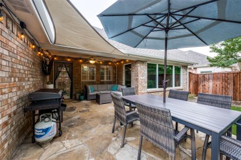 2720 Holly Brook Court Bedford TX 76021