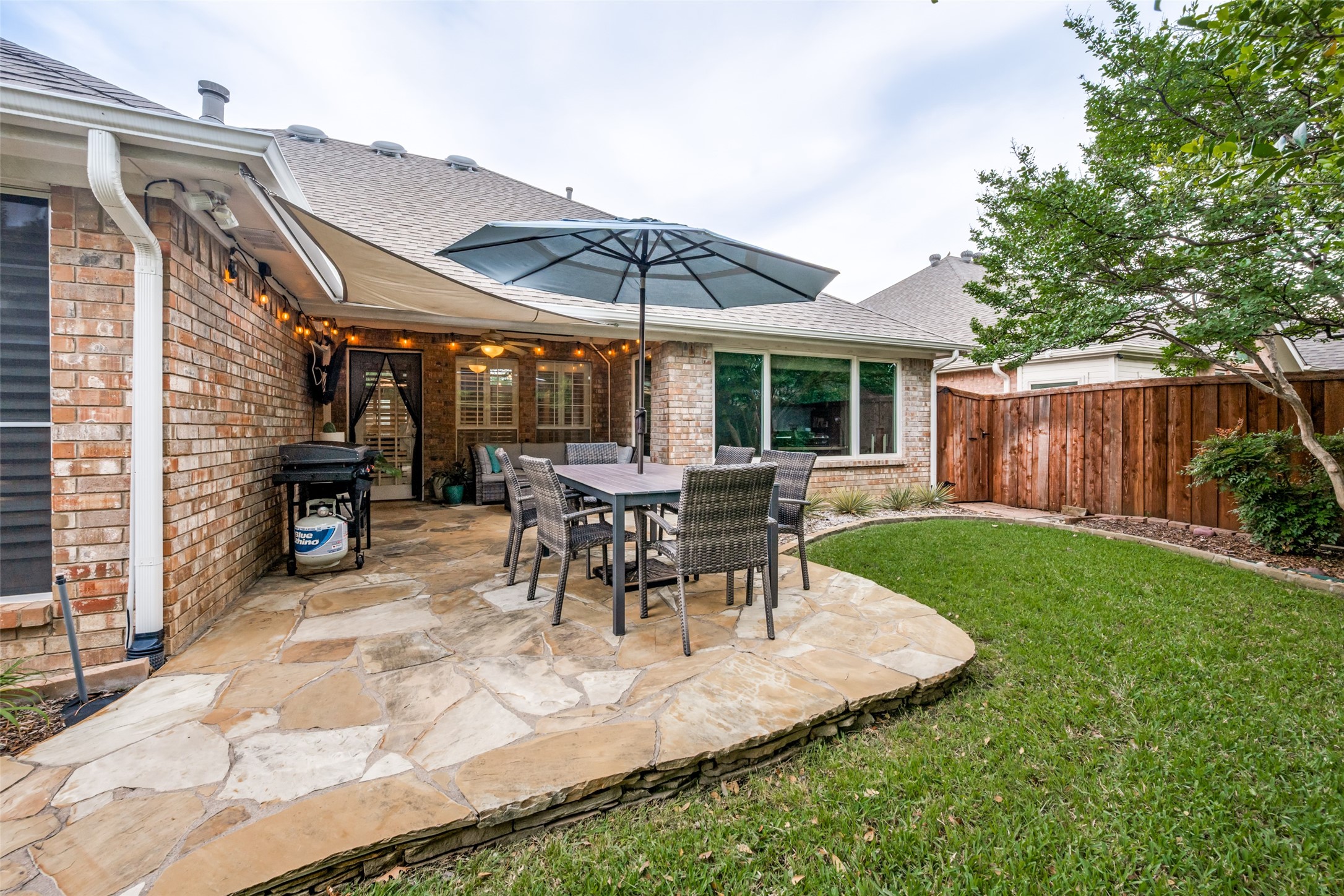 2720 Holly Brook Court Bedford TX 76021