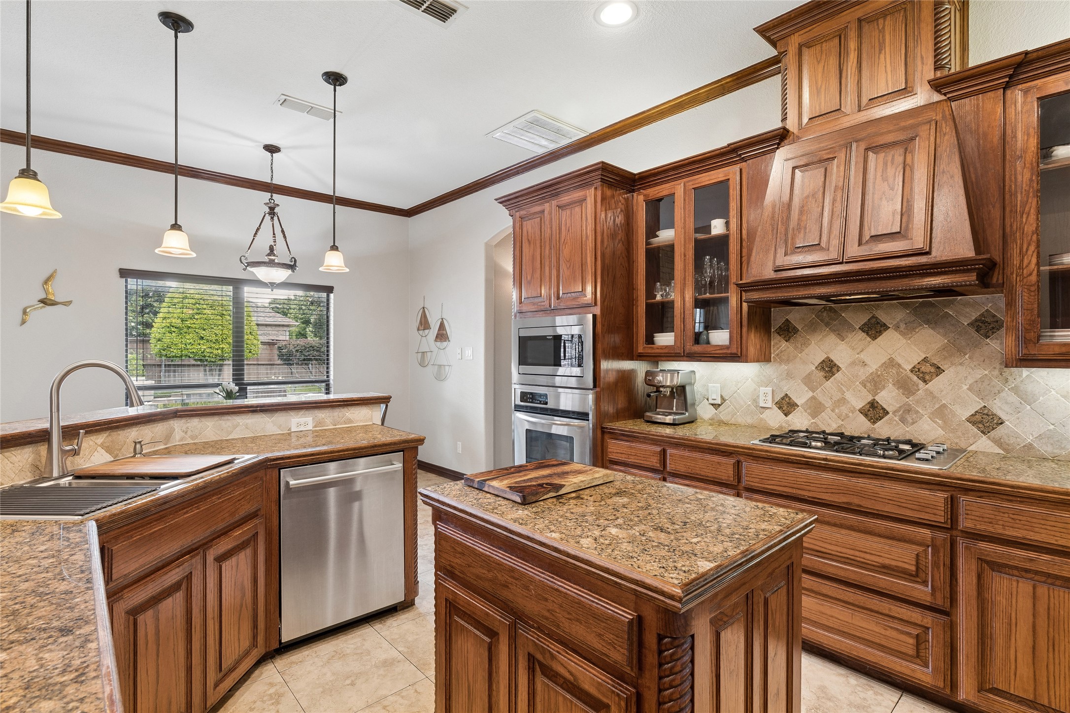941 Thomas Crossing Drive Fort Worth TX 76028