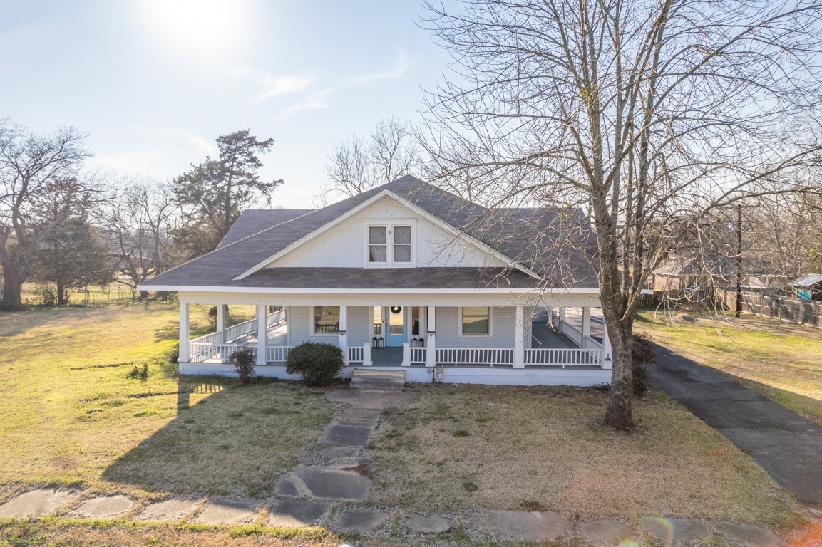 410 Young Street Blossom TX 75416