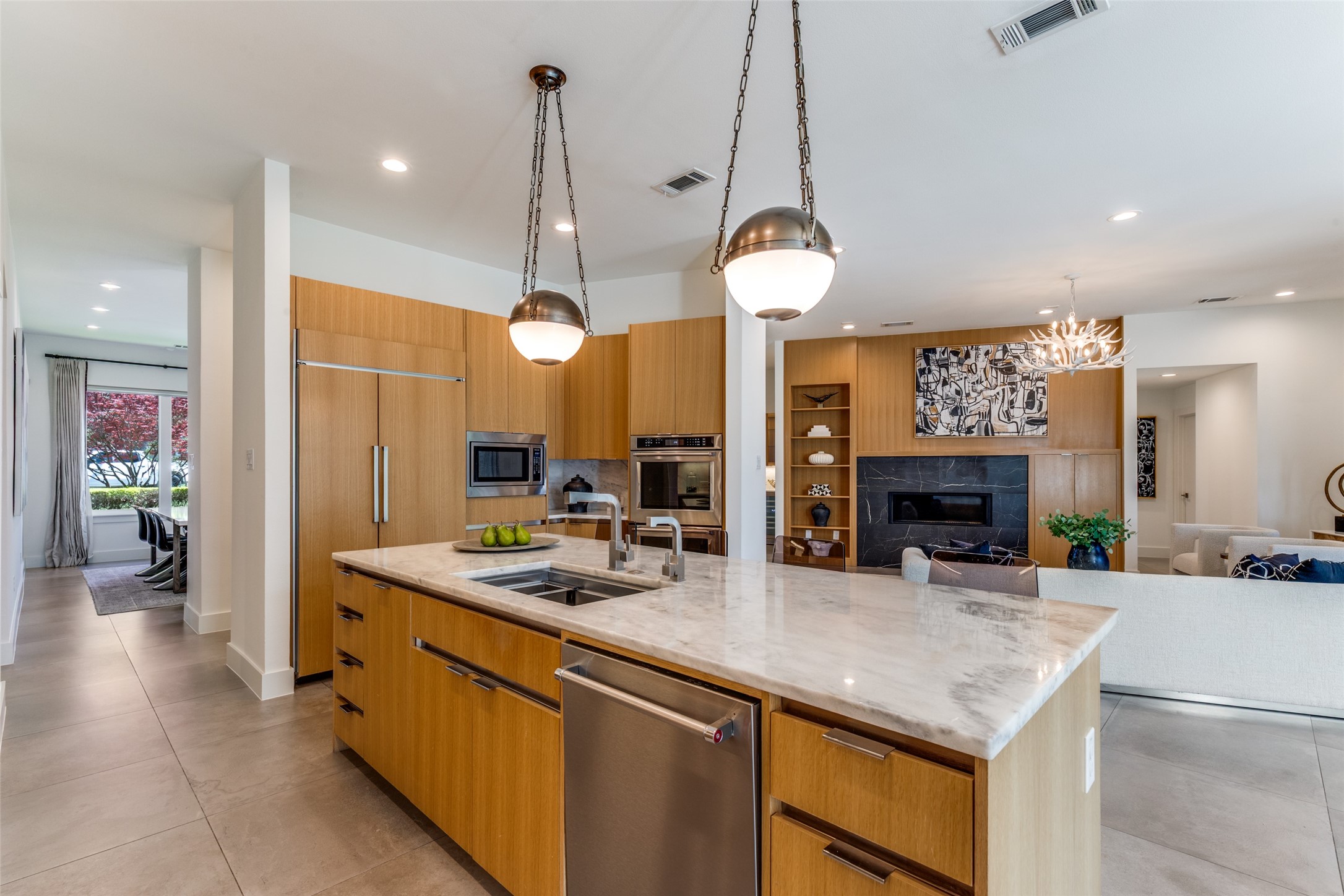 3918 Rochelle Drive Dallas TX 75220
