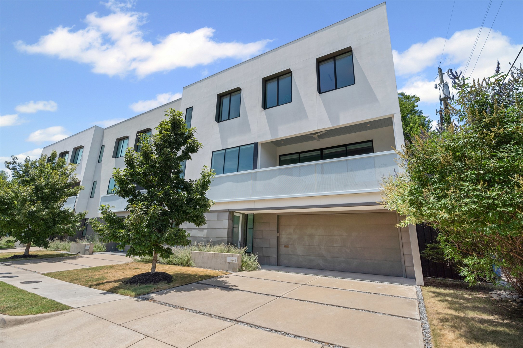 5243 Manett Street Dallas TX 75206