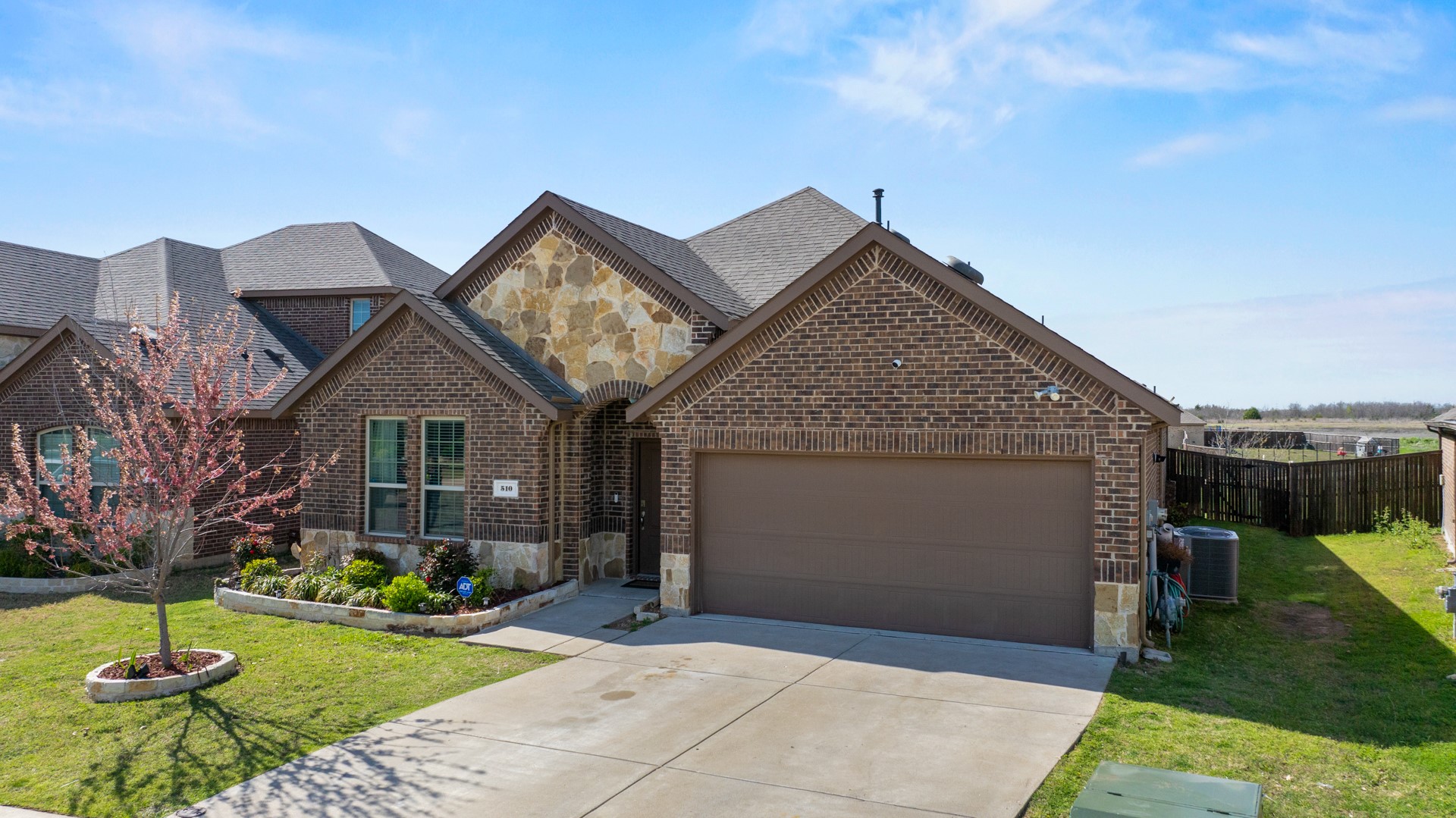 510 Pleasant Hill Lane Fate TX 75189