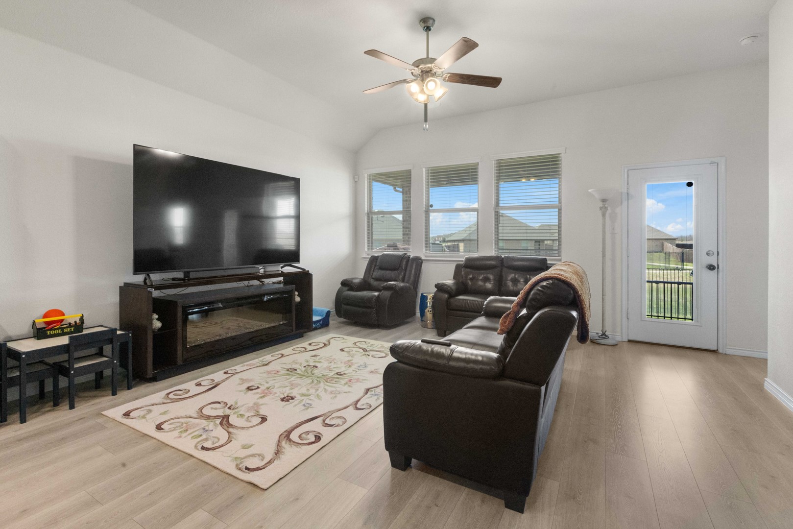 510 Pleasant Hill Lane Fate TX 75189