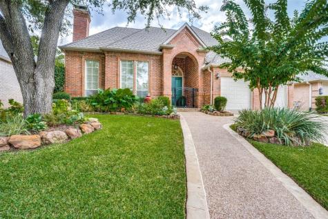 17315 Village Lane Dallas TX 75248