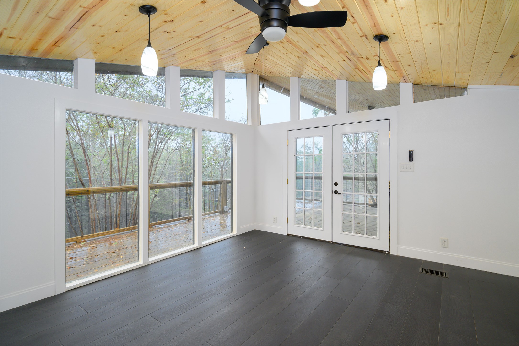 491 Black Forest Drive Pottsboro TX 75076