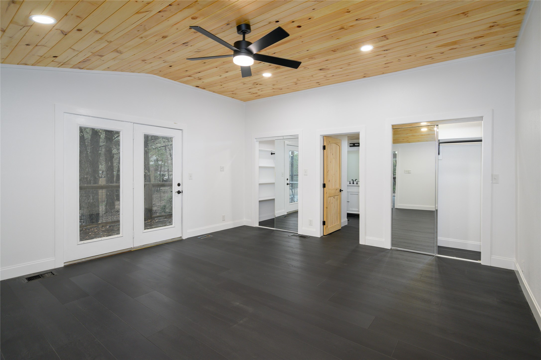 491 Black Forest Drive Pottsboro TX 75076
