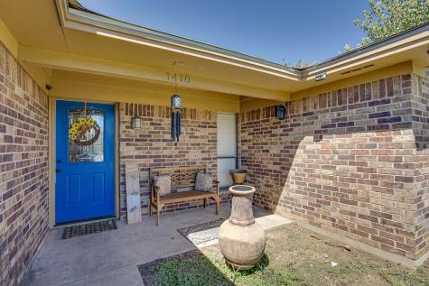 1410 W Torrey Street Granbury TX 76048