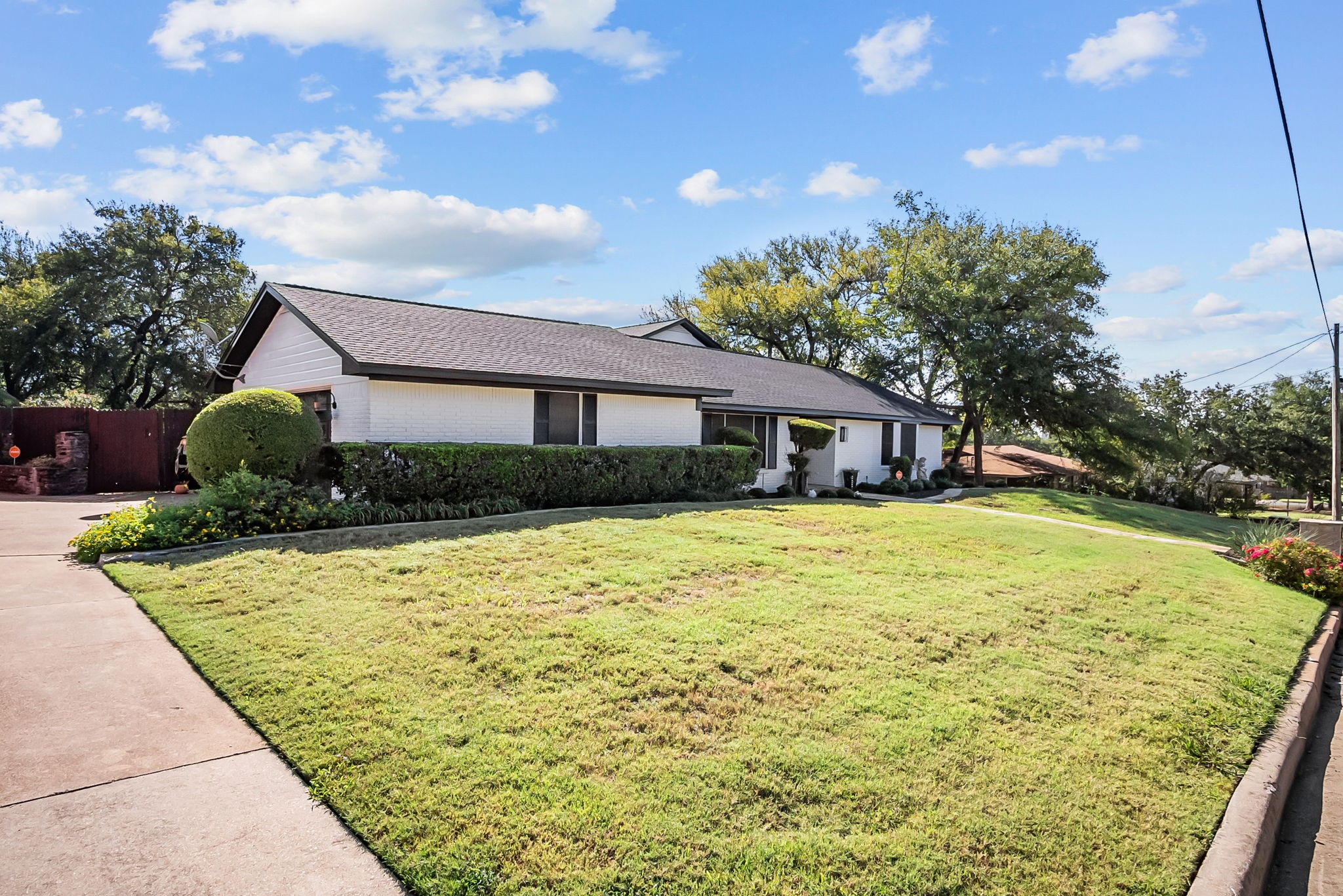 2016 NW 4th Avenue Mineral Wells TX 76067