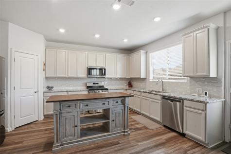 1620 Berry Ridge Trail Aubrey TX 76227