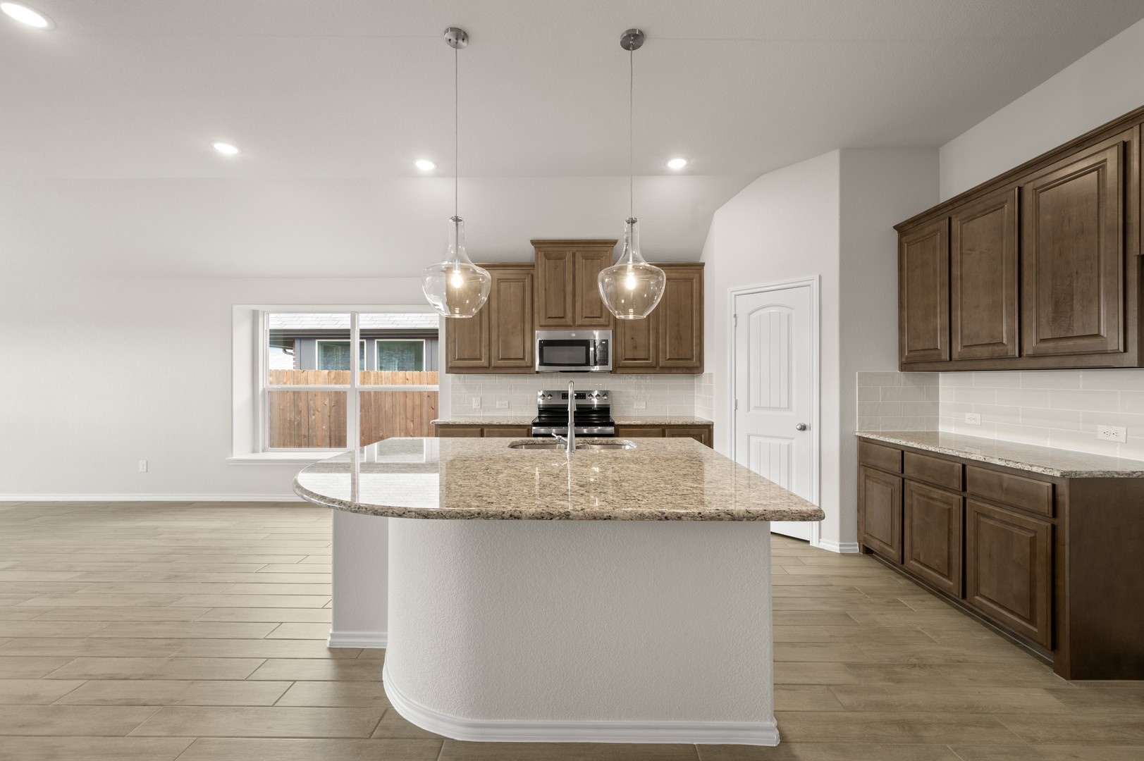 1133 Avery Road Granbury TX 76049