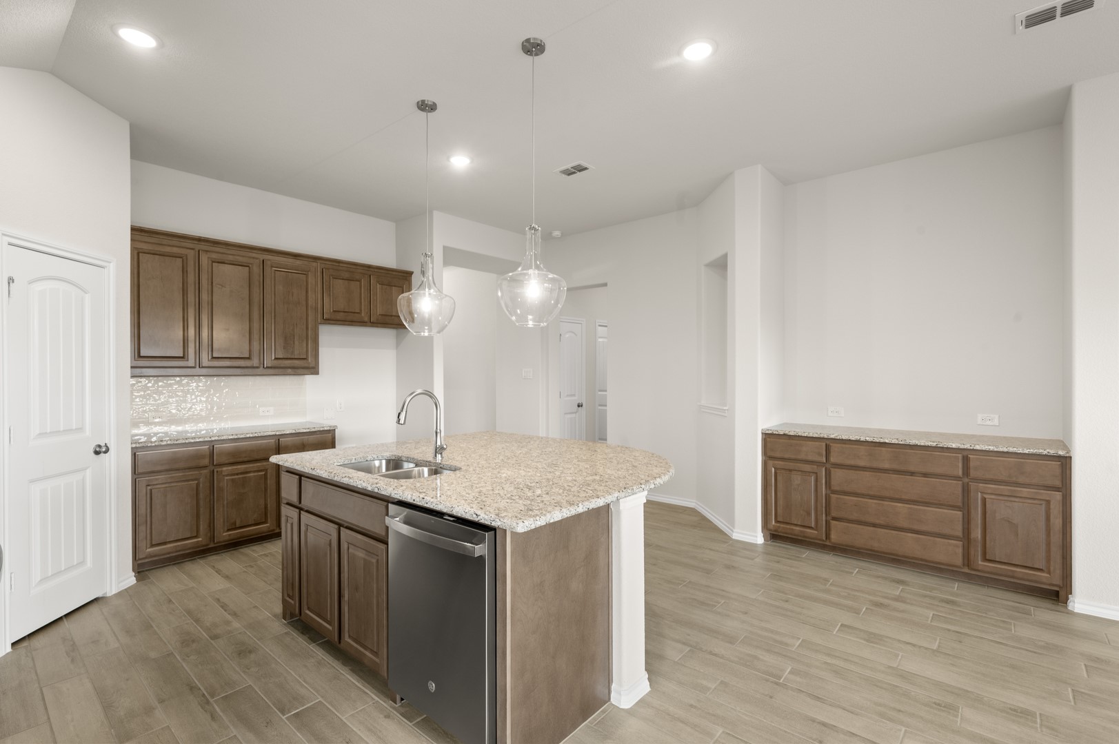 1133 Avery Road Granbury TX 76049