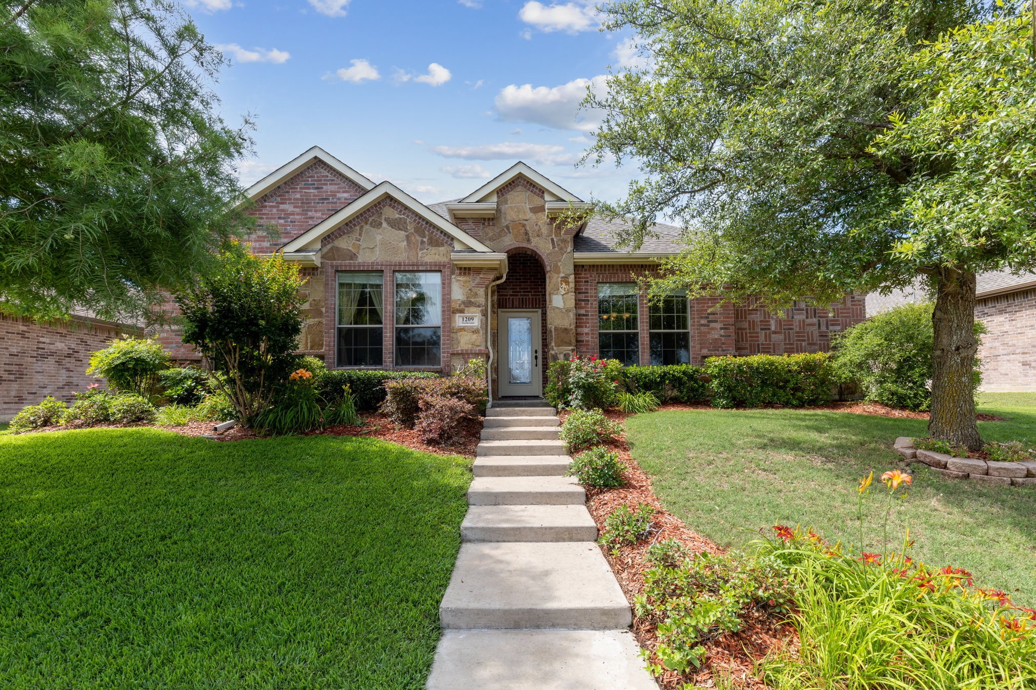 1209 Northwood Lane Royse City TX 75189