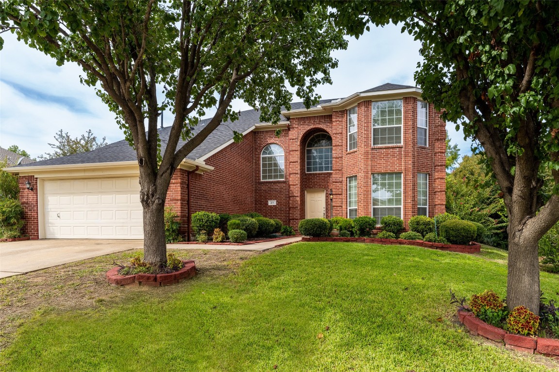 211 Cliffdale Drive Euless TX 76040