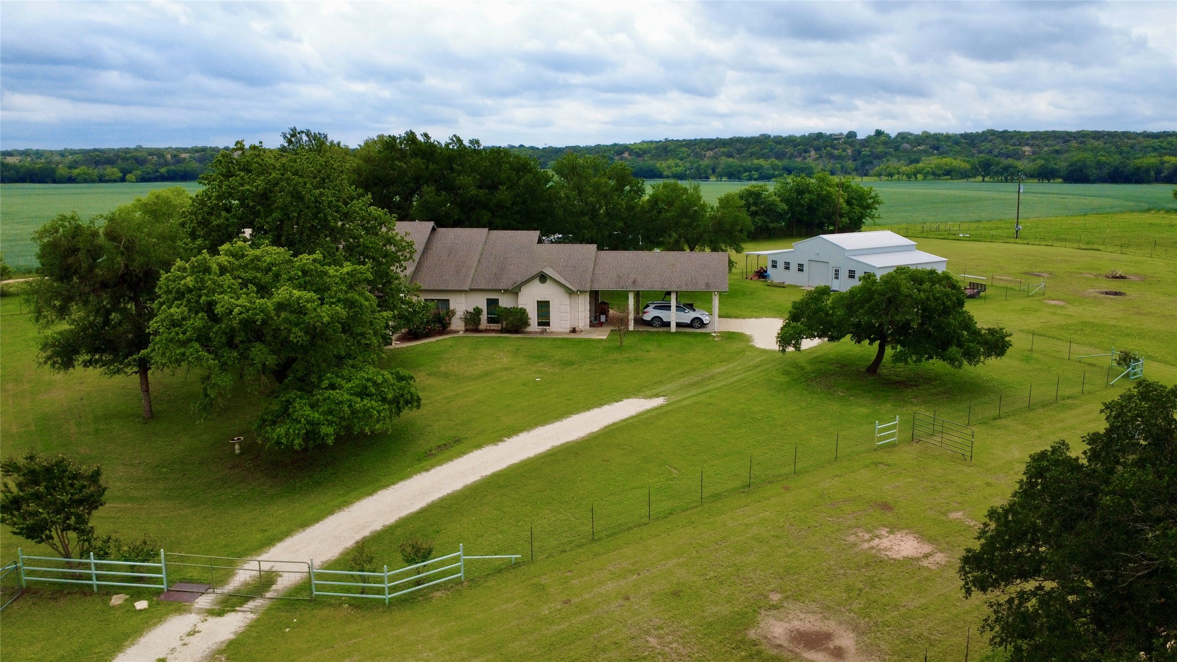 830 County Road 109 Hamilton TX 76531