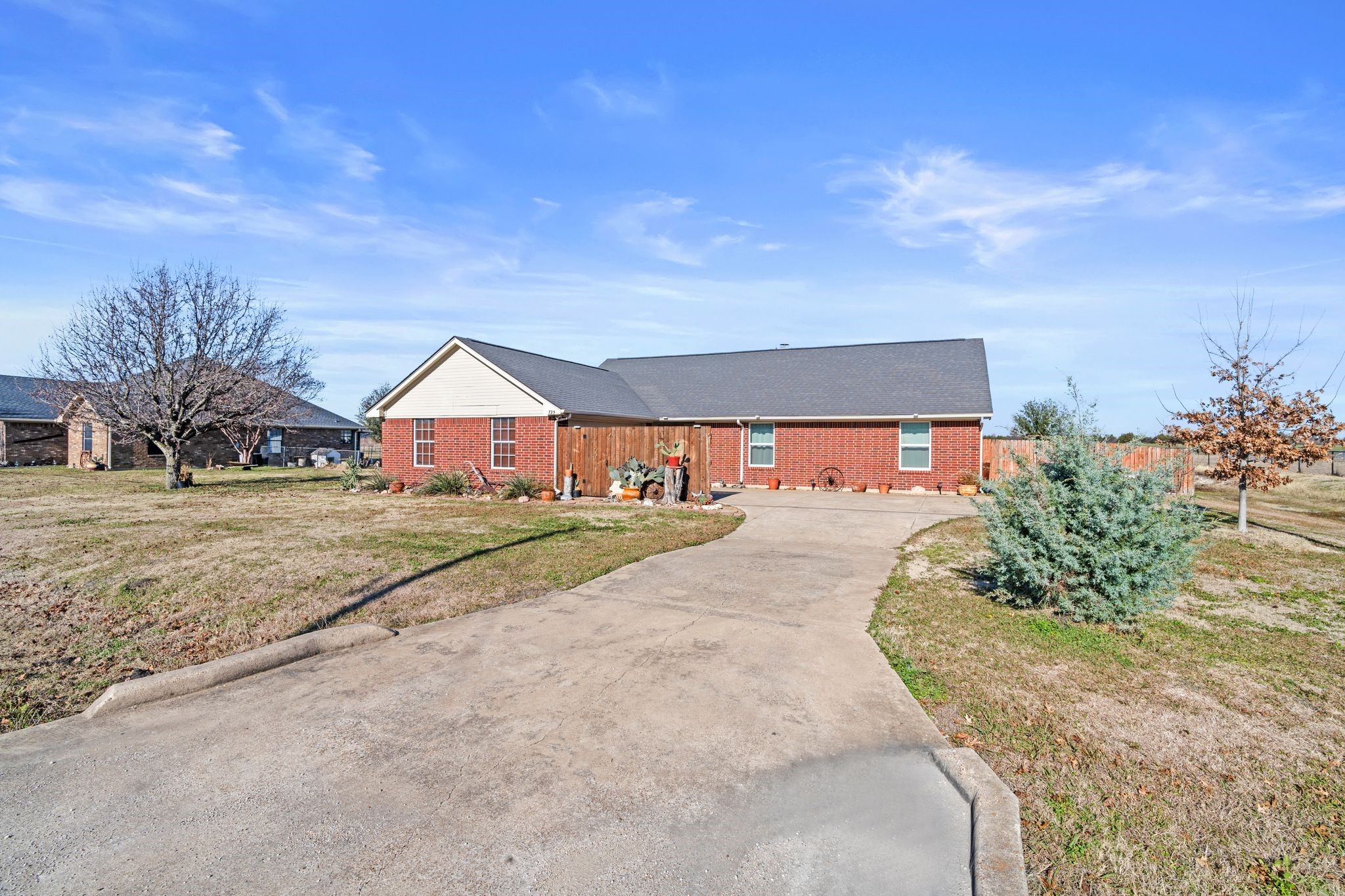 725 Gibson Road Waxahachie TX 75165