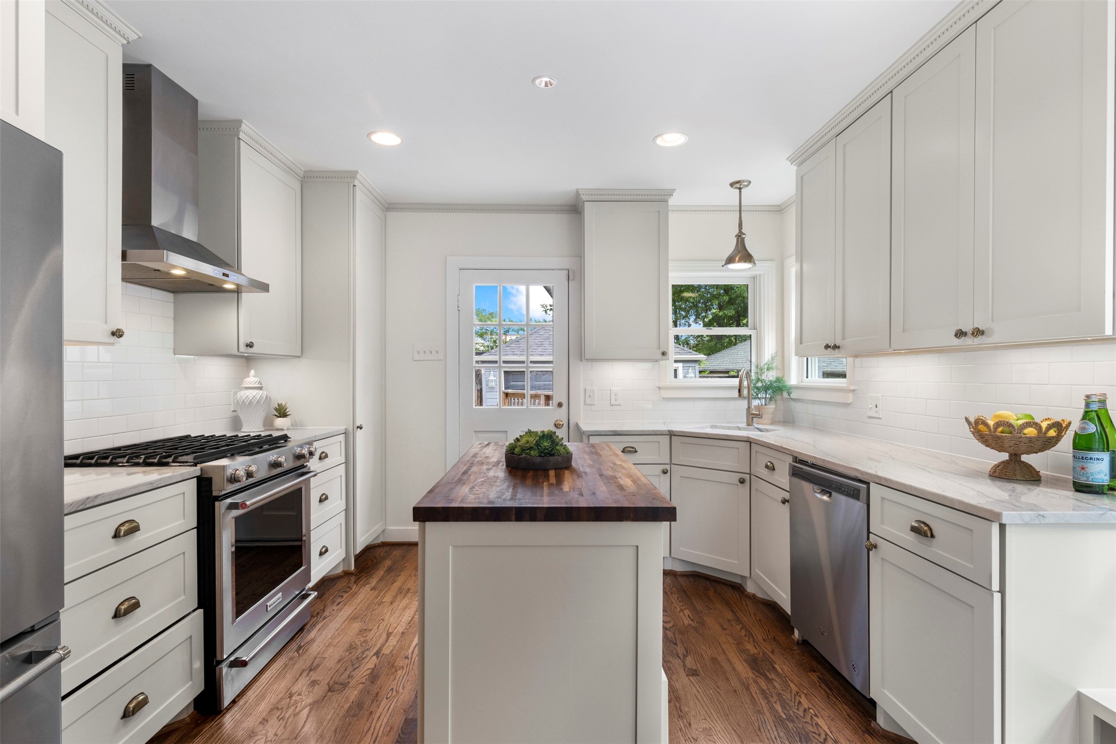 7119 Vivian Avenue Dallas TX 75223