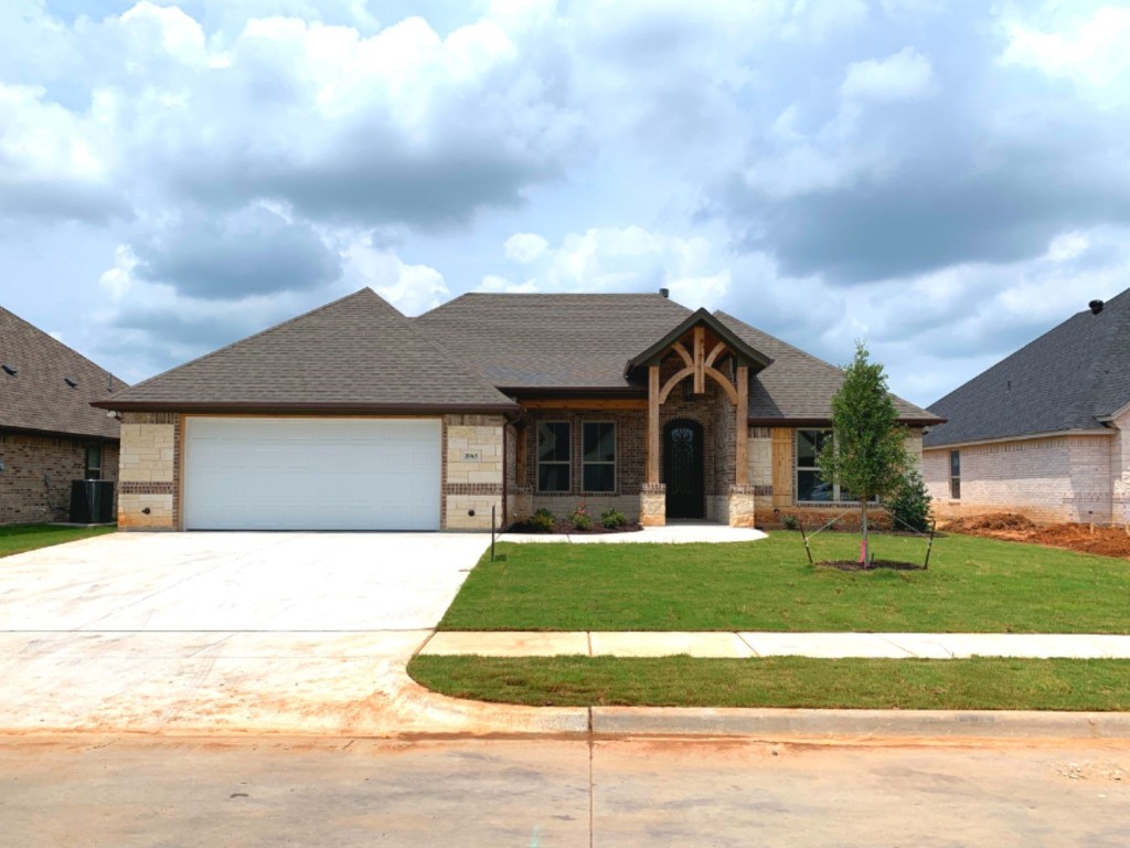 2063 Spieth Street Granbury TX 76048