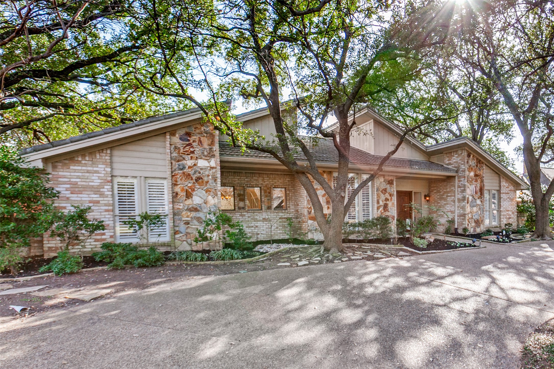 7604 Lairds Lane Dallas TX 75248