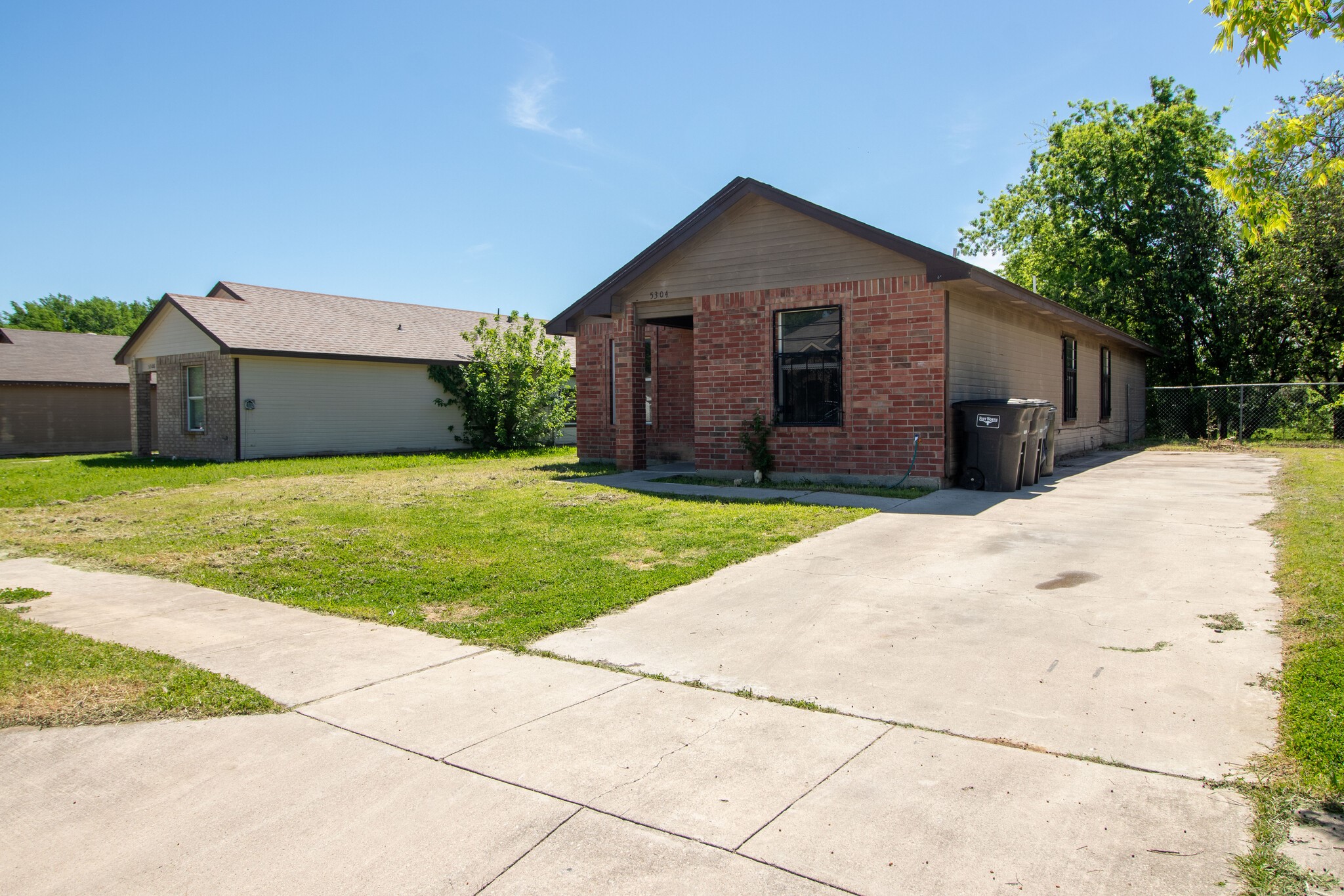 5304 Carol Avenue Fort Worth TX 76105